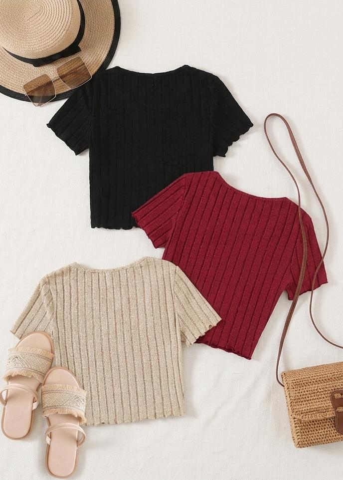 Conjunto de3 camisetas de manga corta con cuello V